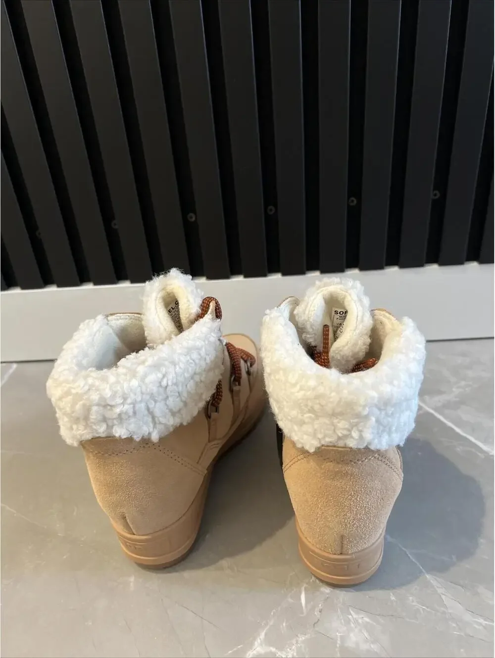 SOREL $160 WOMEN'S EVIET COZY LACE BOOTIE Size 7 - Picture 6 of 7